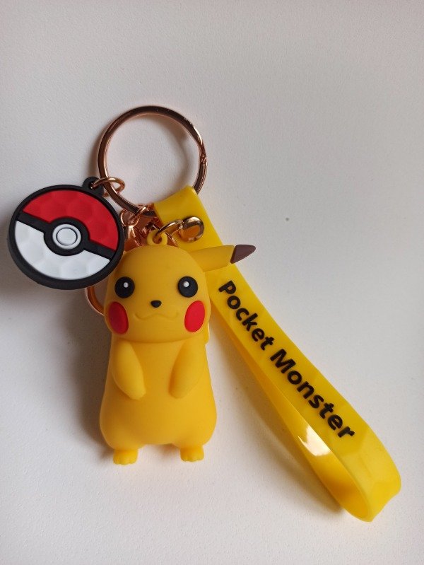 LlaveroGoma Pocket Monster Pikachu cachete rojo