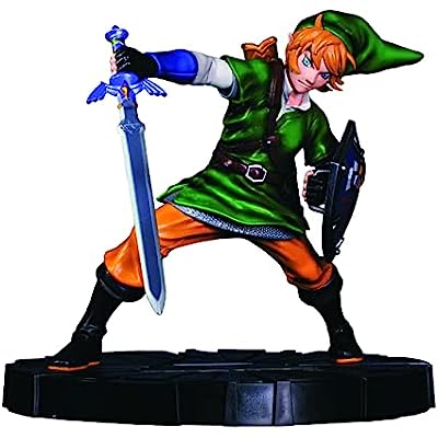  Dark Horse Deluxe The Legend of Zelda: Skyward Sword: Link Figure 