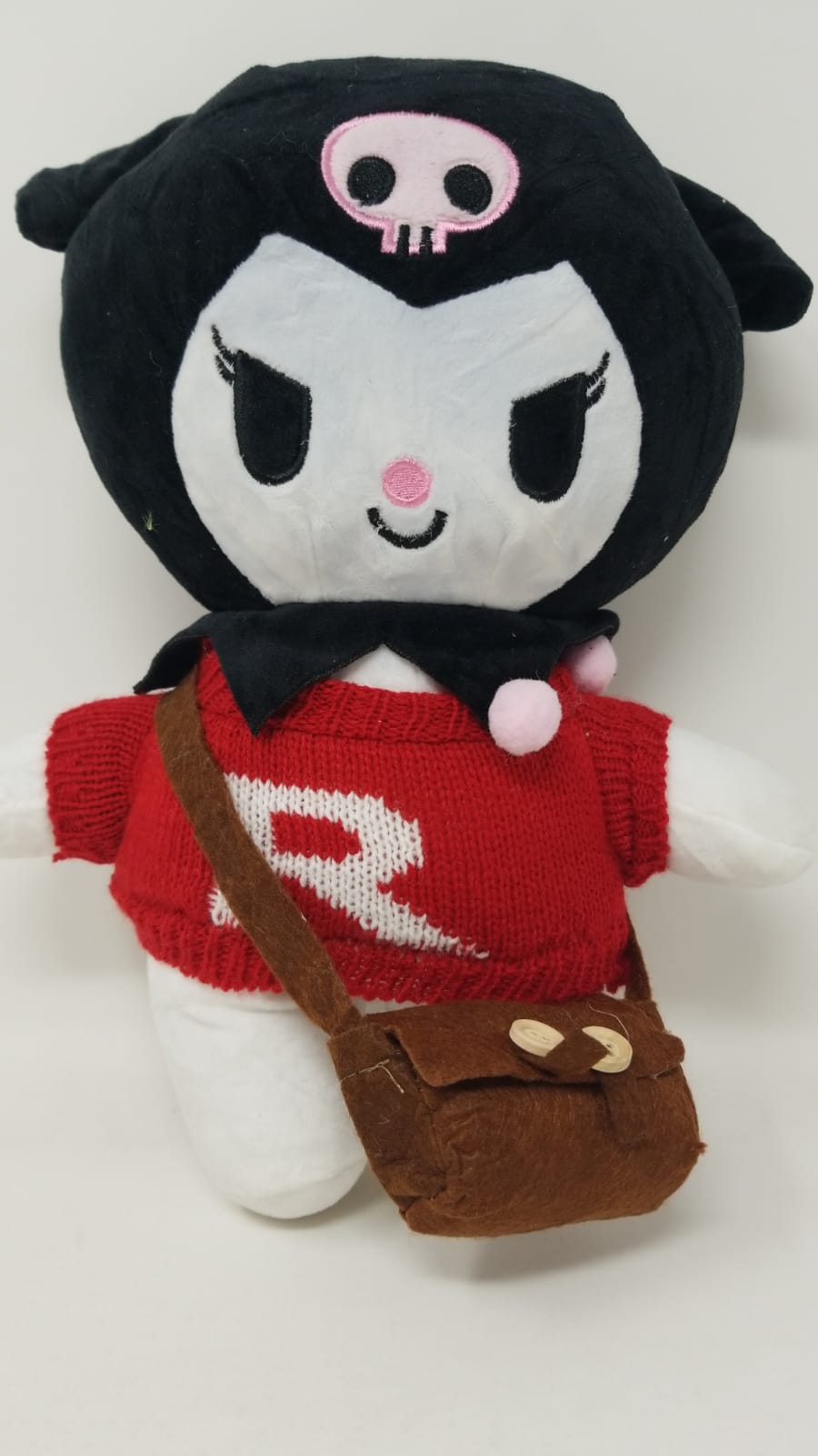 Peluche Kuromi saco rojo