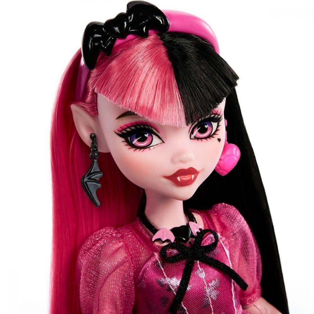 Monster High Draculaura Day Out