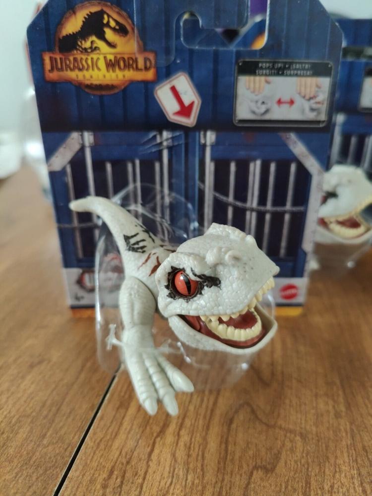 Jurassic World Uncaged Wild Pop Ups Speed Ghost Dino